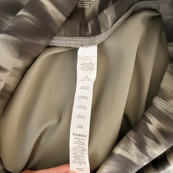 New Varley Medium M Gray Luna Leggings Watercolor Aztec Animal High Rise 25" - Picture 9 of 11